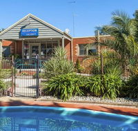 COMFORT INN COACH AND BUSHMANS - Accommodation NT