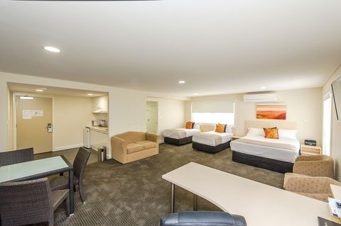 Belconnen Way Motel And Serviced Apartments - Accommodation NT 7