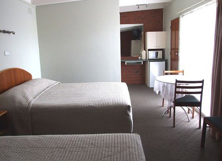 Abbotswood Motor Inn - Accommodation NT 4