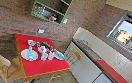 The Beachfront Motel - Accommodation NT 5