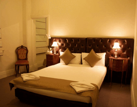 Ambassadors Hotel - Accommodation NT 3
