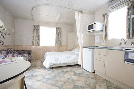 Crestview Top Tourist Park - Accommodation NT 3