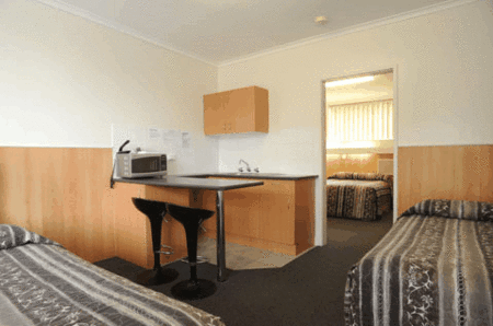 Bamboo Motor Inn - Accommodation NT 2
