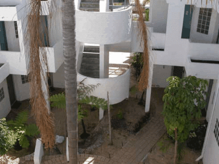 Cambridge Atrium - Accommodation NT 4