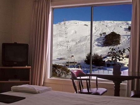 Falls Creek Hotel - Accommodation NT 1