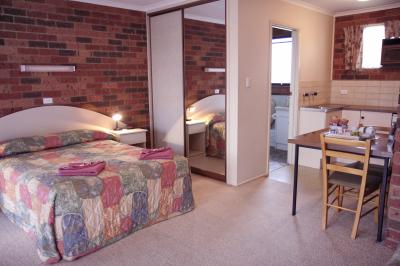 Frankston Motel - Accommodation NT 4