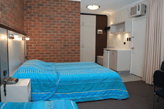 Lakes Central Hotel - Accommodation NT 3