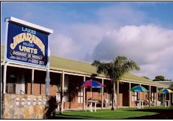 Lakes Jakaranda Holiday Units - Accommodation NT 1