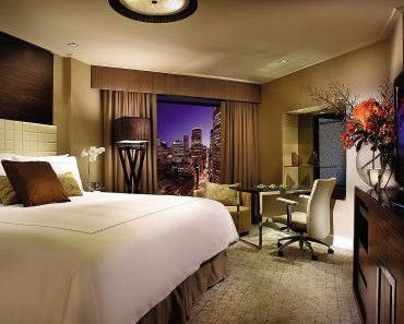 Four Seasons Hotel - Accommodation NT 0