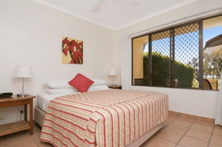 Cayman Quays - Accommodation NT 3