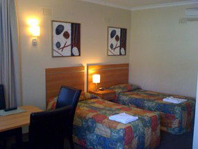 3 Sisters Motel - Accommodation NT 0