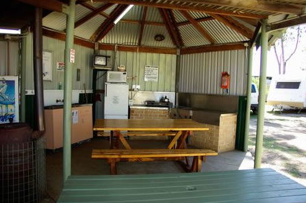 Albany Happy Days Caravan Park - Accommodation NT 1