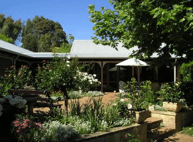 The Noble Grape - Accommodation NT