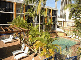 Club Surfers - Accommodation NT 4