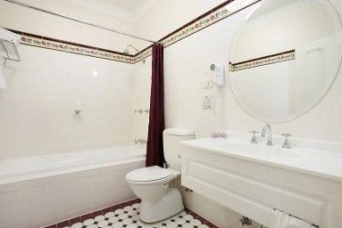 Palais Royale - Accommodation NT 4