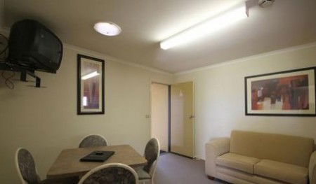 Araluen Motor Lodge - Accommodation NT 3