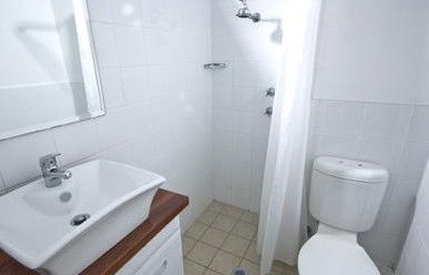 City Crown Lodge - Accommodation NT 4
