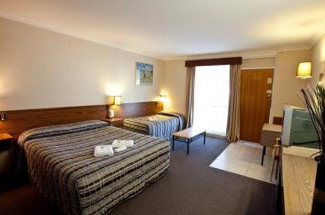 Golden West Motor Inn - Accommodation NT 1