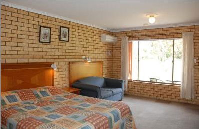 Golfers Lodge Motel - Accommodation NT 2