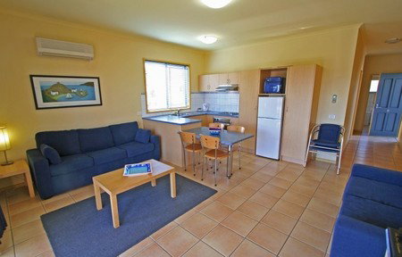 Seaview Motel & Apartments - Accommodation NT 1