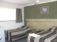 Hanging Rock Family Motel - Accommodation NT 1
