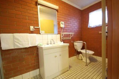 Junction Motor Inn - Accommodation NT 3