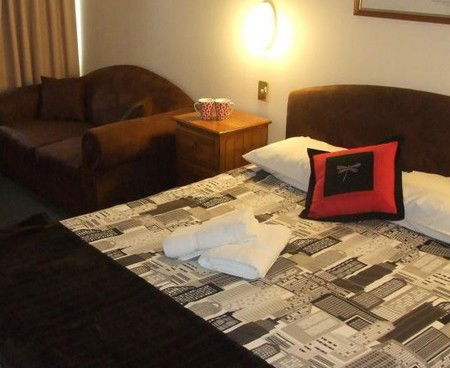 Lilac City Motor Inn & Streakhouse - Accommodation NT 4