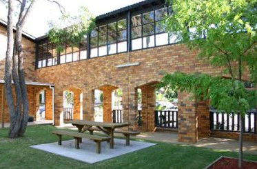 Maclin Lodge Motel - Accommodation NT 1