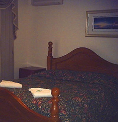 Sanctuary House Resort Motel - Accommodation NT 2