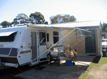 Glenlodge Caravan Village - Accommodation NT 0