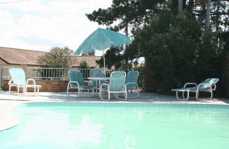 Riverview Motor Inn - Accommodation NT 4