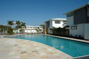 Coolum Villas - Accommodation NT 0