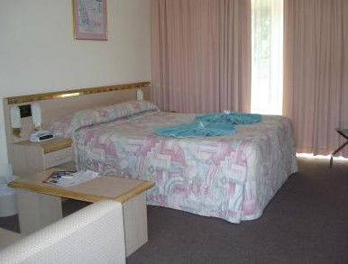 Colonial Motor Lodge - Accommodation NT 3