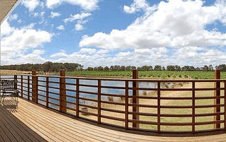 Bettenay's Vineyard And Winery - Accommodation NT 2