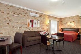 Highlander Motor Inn And Apartments - Accommodation NT 4