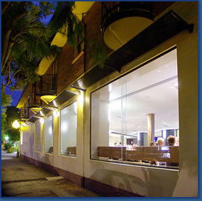 The Manly Hotel - Accommodation NT 2