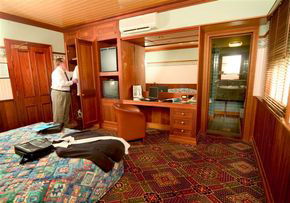 The Manly Hotel - Accommodation NT 3