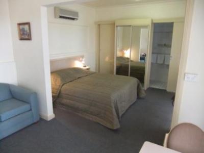 Country Comfort Cowra Countryman Motor Inn - Accommodation NT 1