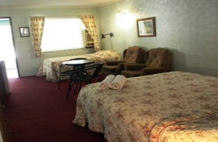 Beerwah Glasshouse Mountains Motel - Accommodation NT 3