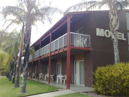  Accommodation NT
