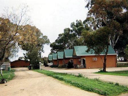 Jamestown Country Retreat Caravan Park - Accommodation NT 0