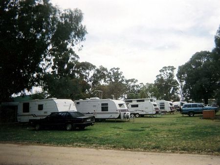 Jamestown Country Retreat Caravan Park - Accommodation NT 1