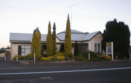 Le Cavalier Court Motel - Accommodation NT 1