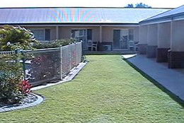 Emerald Explorers Inn - Accommodation NT 0