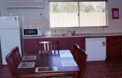 Emerald Explorers Inn - Accommodation NT 1