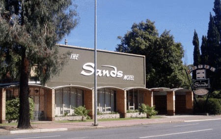 The Sands Motel - Accommodation NT 0