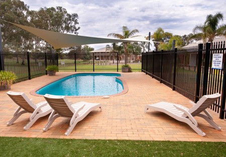 Standpipe Golf Motor Inn - Accommodation NT 1