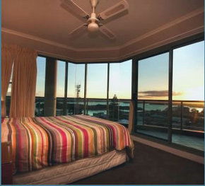 Sails Apartments - Accommodation NT 8