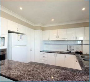 Sails Apartments - Accommodation NT 10