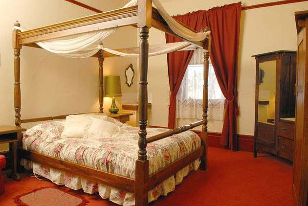  Accommodation NT
